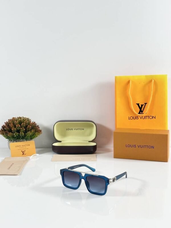 First Copy Louis Vuitton 121 Blue Sunglasses