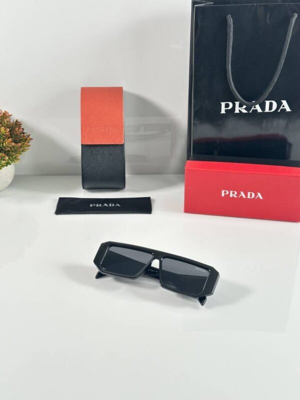 First Copy Prada132 Black Sunglasses