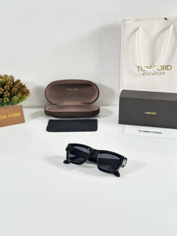 First Copy Tomford 184 Black Sunglasses