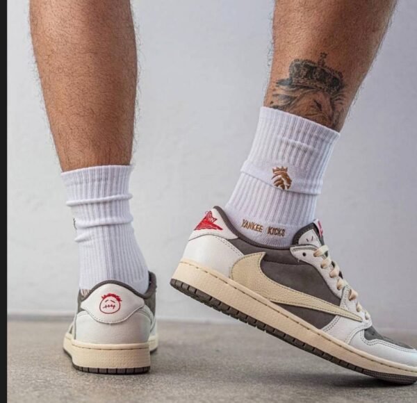 FIRST COPY NIKE AIR JORDAN LOW 1 TRAVIS MOCHA SEMI UA