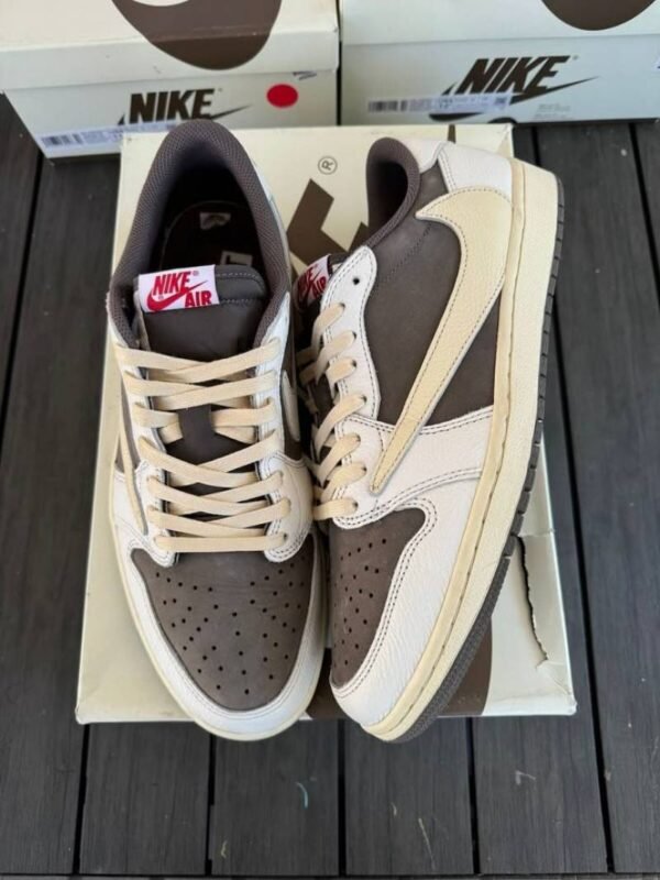 First Copy Nike Air Jordan 1 Retro Low OG SP Travis Scott Reverse Mocha