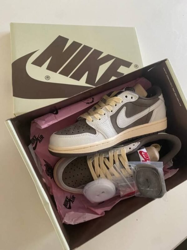 First Copy Nike Air Jordan 1 Retro Low OG SP Travis Scott Reverse Mocha