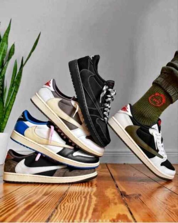 First Copy Nike Air Jordan Retro 1 Low Fragment X Travis Scott