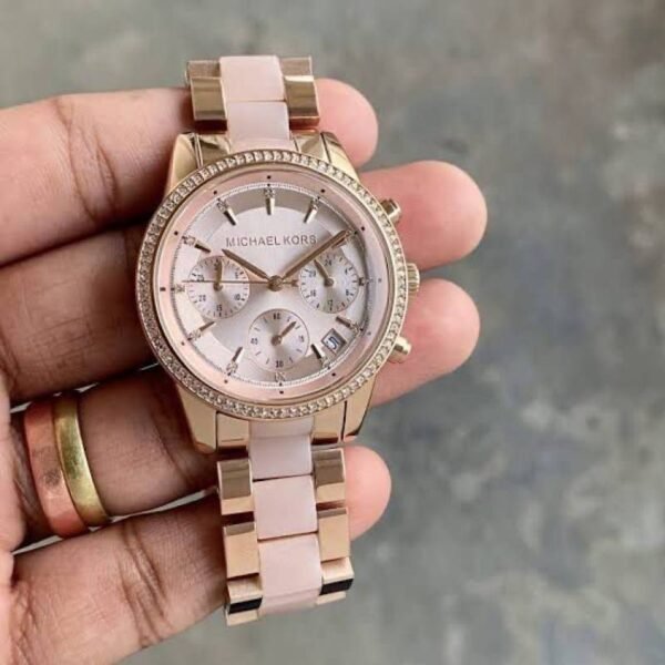 First Copy Michael Kors Parker Rose Gold Pink Women’s Analog Watch