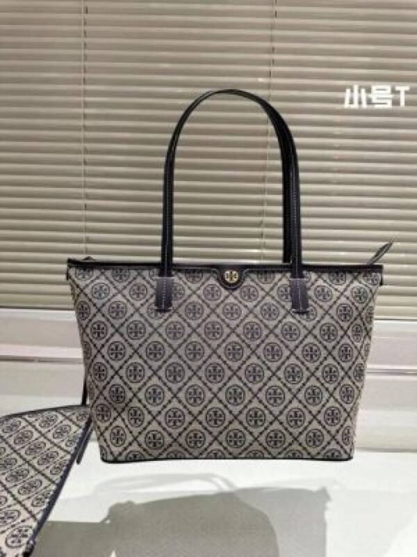 First Copy Tory Burch Ladies Quilted Large Tote Bag With Matching Pouch Premium Handbag