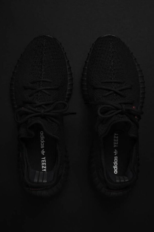 First Copy Adidas Yeezy Boost 350 V2 Blue Tint Men’s Sneakers