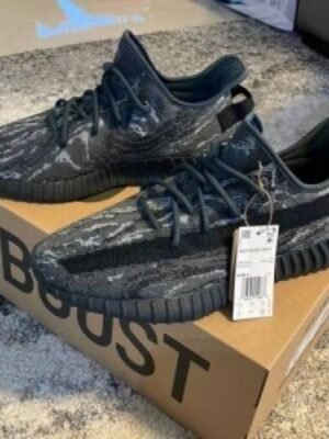 First Copy Adidas Yeezy Boost 350 V2 Marble Black Men’s Sneakers