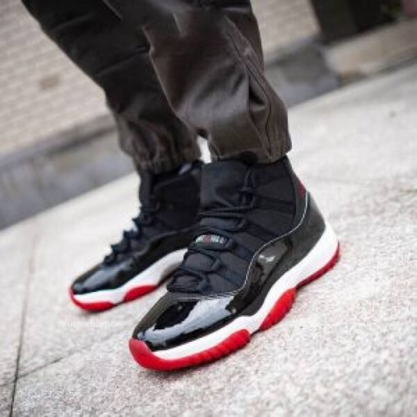 First Copy Jordan 11 Bred Semi UA