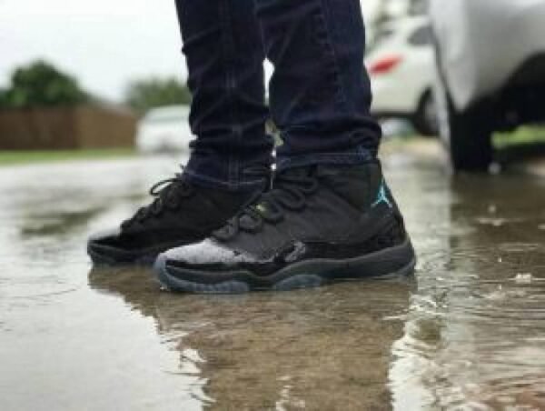 First Copy Jordan 11 Gamma Blue Semi UA
