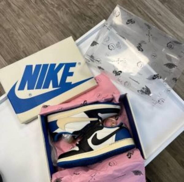 First Copy Travis Scott X Fragment Air Jordan 1 Low OG Semi UA
