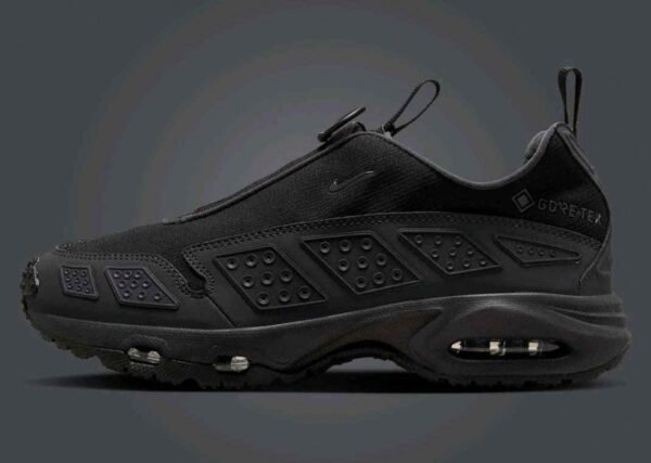 First Copy Nike Air Max Slip On Black Men’s Sneakers