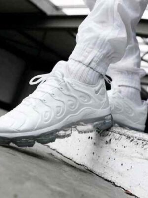 First Copy Nike Air VaporMax White Men’s Sneakers