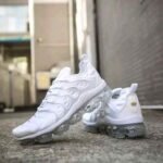 First Copy Nike Air VaporMax White Men’s Sneakers