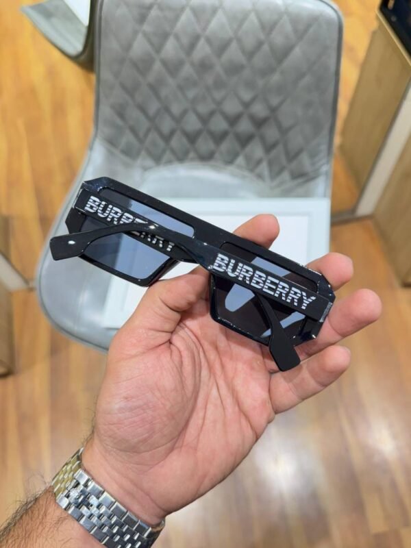 First Copy Burberry Black Rectangular Unisex Sunglasses UV Protection Premium Quality Trending Style