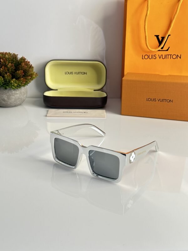 First Copy Louis Vuitton White Square Frame Men’s Sunglasses