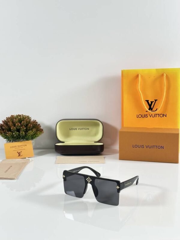 First Copy Louis Vuitton Black Square Aviator Frame Men’s Sunglasses