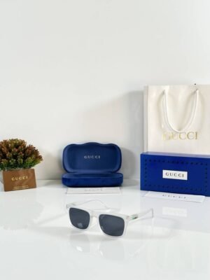 First Copy Gucci Square Sunglasses White Frame Grey Lens