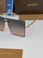 First Copy Gucci Oversized Square Sunglasses Gold Frame Gradient Brown Lens