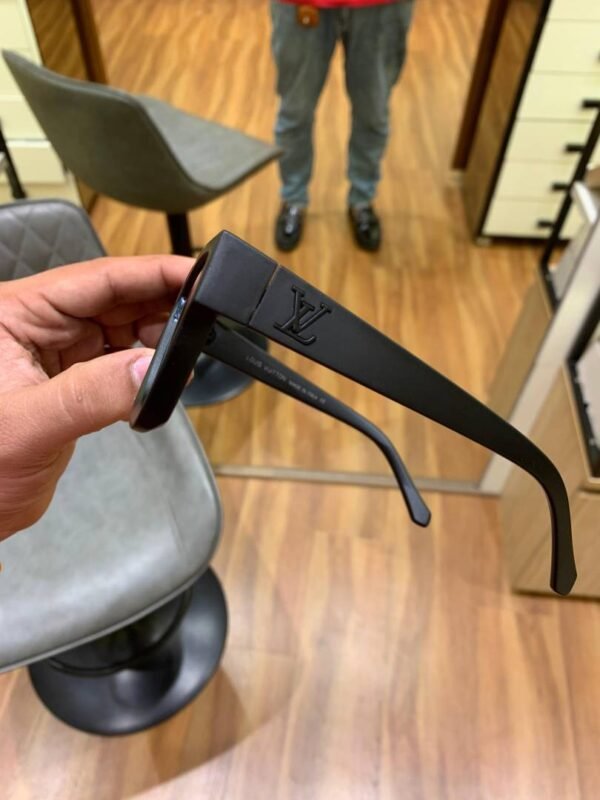 First Copy Louis Vuitton Blue Square Frame Men’s Sunglasses