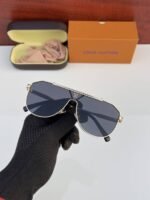 First Copy Louis Vuitton Gold Aviator Frame Men’s Sunglasses
