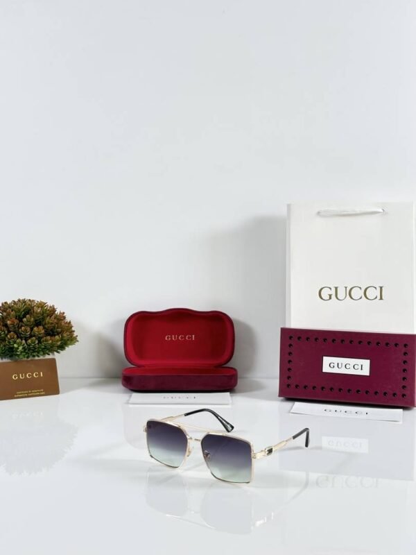 First Copy Gucci Oversized Square Sunglasses Silver Frame Gradient Grey Lens