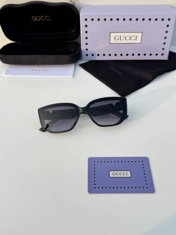 First Copy Gucci Square Sunglasses Black Frame Gradient Grey Lens