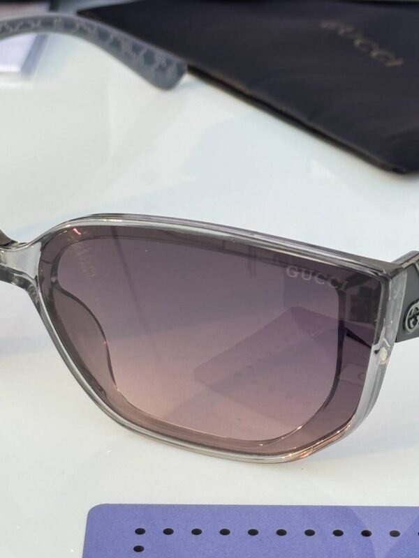 First Copy Gucci Cat Eye Sunglasses Black Frame Gradient Brown Lens