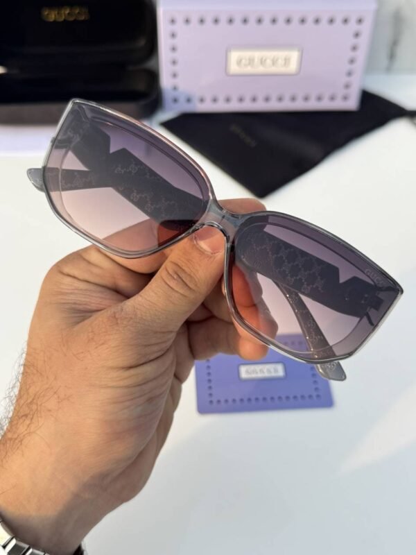 First Copy Gucci Cat Eye Sunglasses Black Frame Gradient Brown Lens