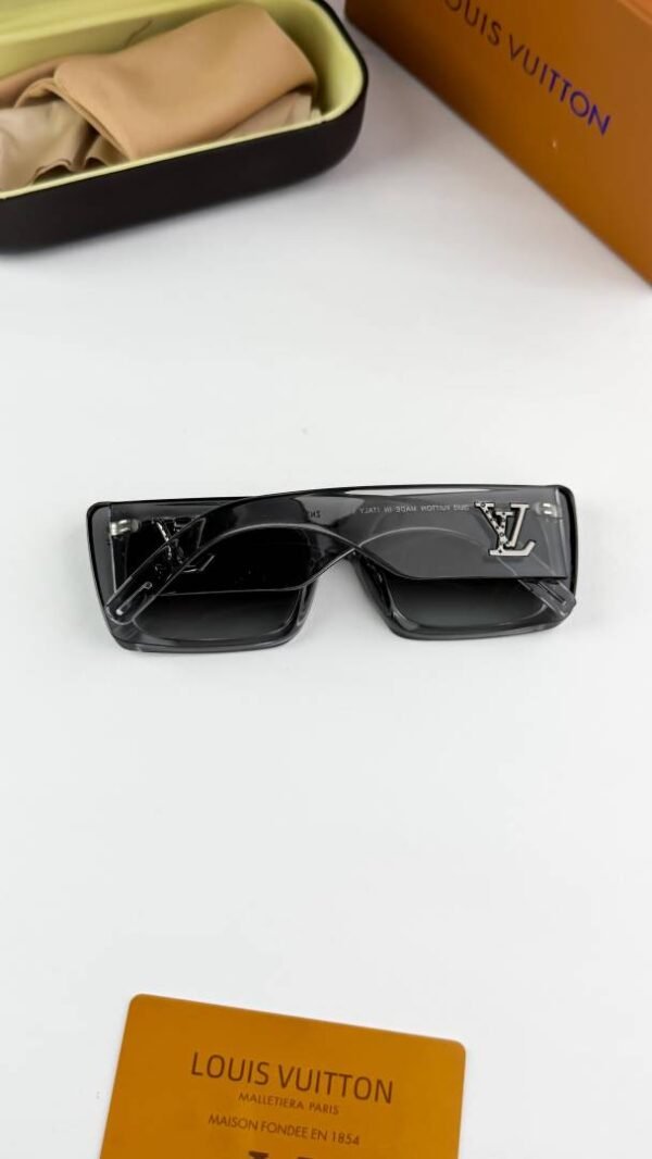 First Copy Louis Vuitton Grey Transparent Square Frame Men’s Sunglasses