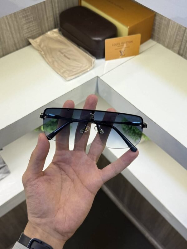 First Copy Louis Vuitton Black Shield Frame Blue Gradient Men’s Sunglasses