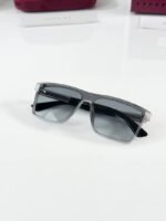 First Copy Gucci Oversized Square Sunglasses Black Frame Gradient Grey Lens