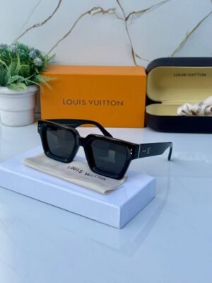 First Copy Louis Vuitton Black Square Frame Men’s Sunglasses