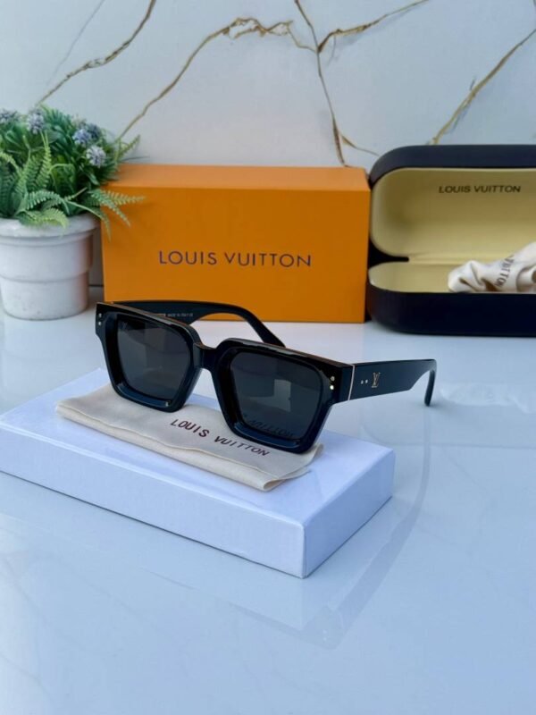 First Copy Louis Vuitton Black Square Frame Men’s Sunglasses