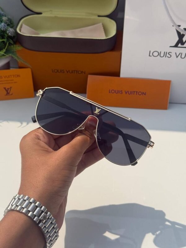 First Copy Louis Vuitton Gold Aviator Frame Grey Lens Men’s Sunglasses