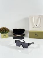 First Copy Burberry 8087 Black Sunglasses