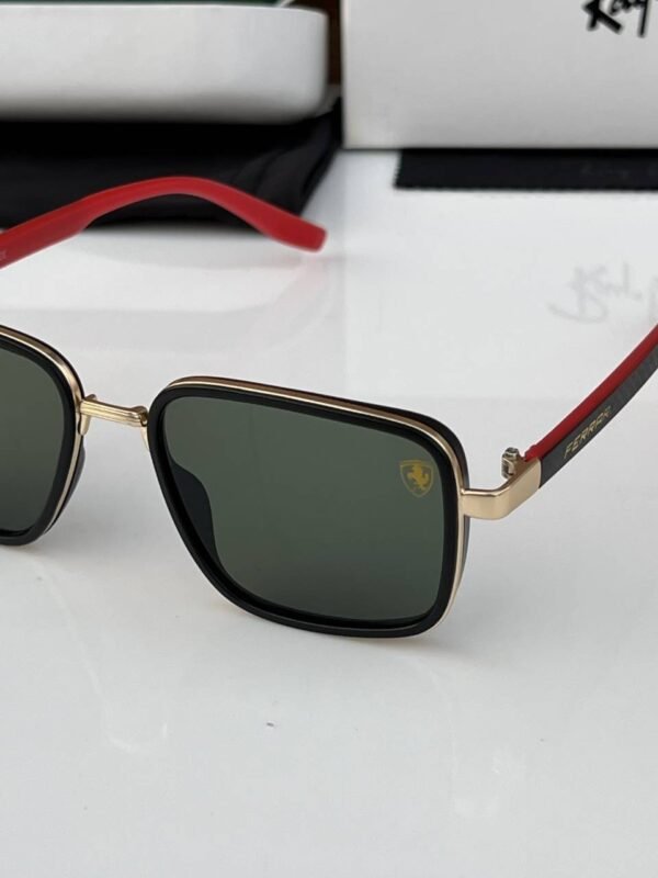 First Copy Rayban 8840 Gold Green Sunglasses