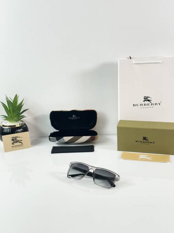 First Copy Burberry 8233 Grey Green Sunglasses