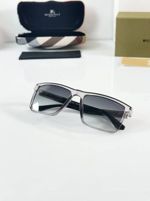 First Copy Burberry 8233 Grey Green Sunglasses