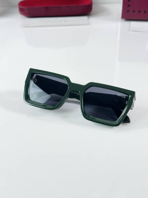 First Copy Gucci 02 Green Black Sunglasses